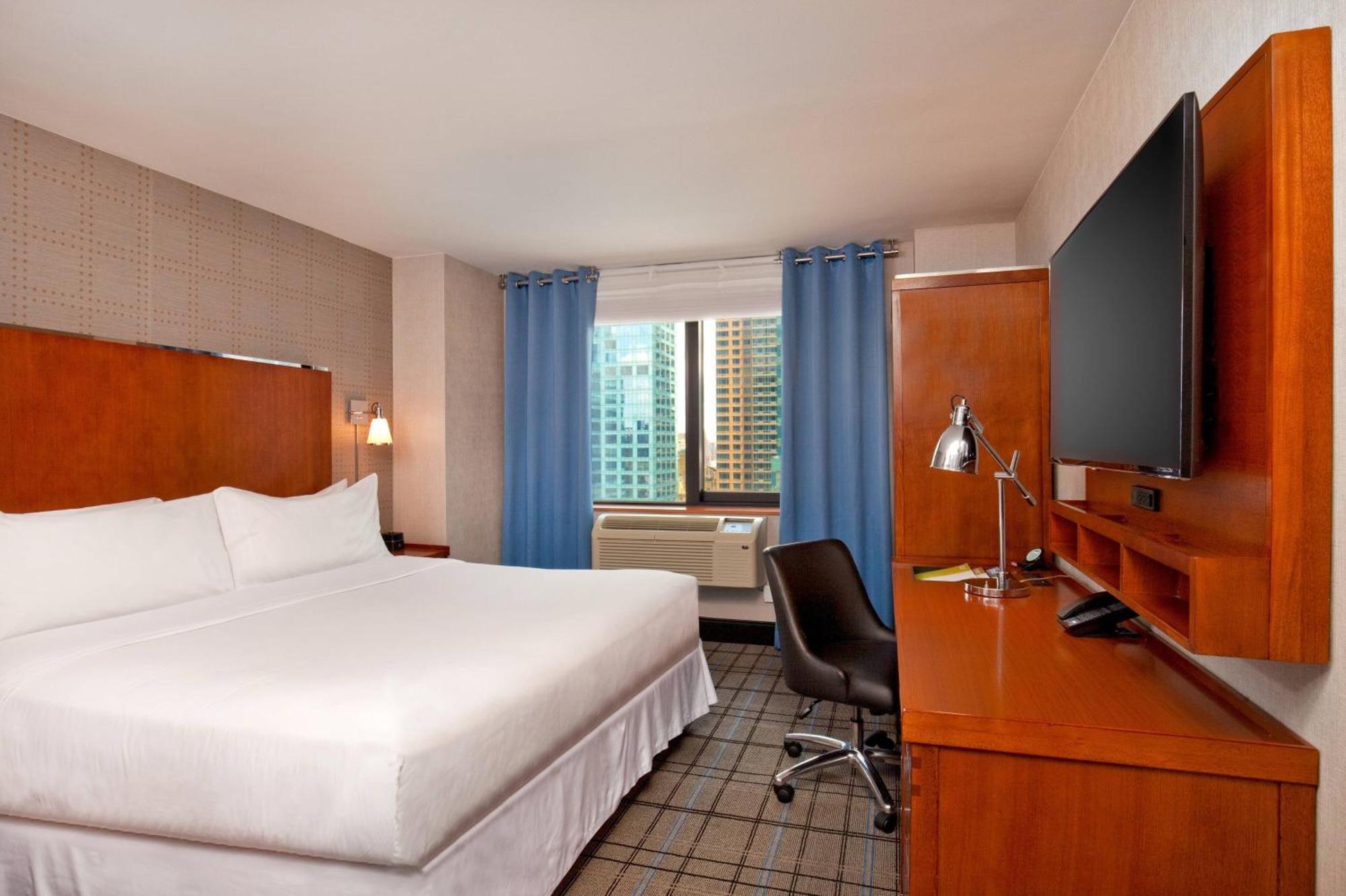 Four Points By Sheraton Midtown - Times Square Hotel New York City Exterior photo