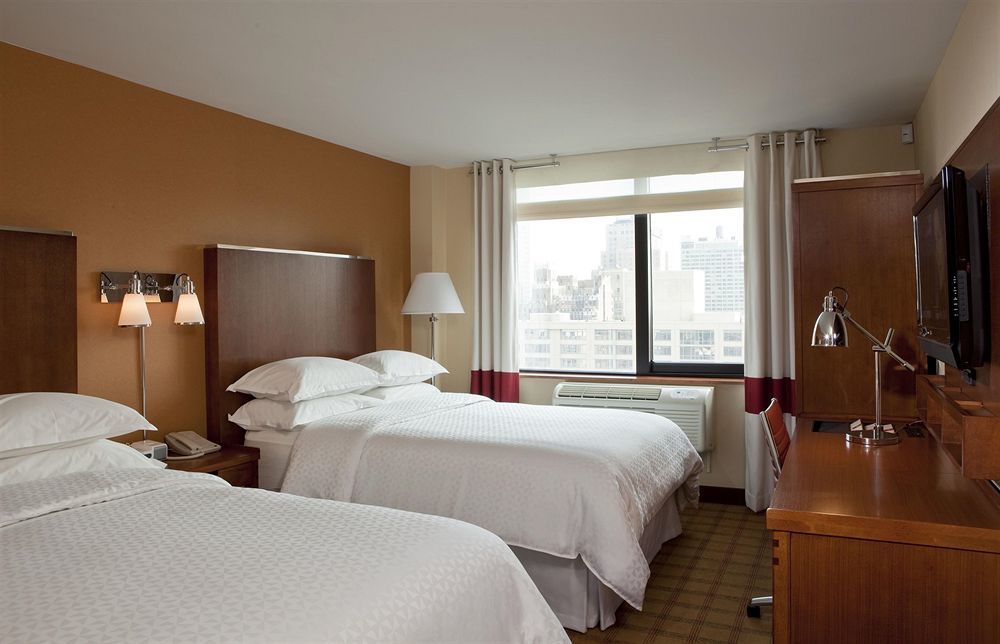 Four Points By Sheraton Midtown - Times Square New York City Room photo