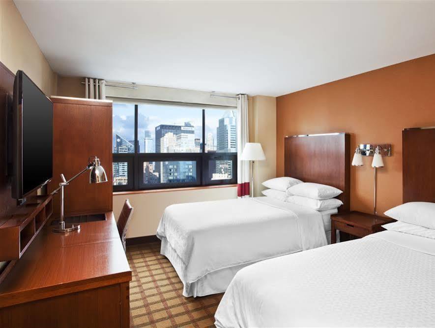 Four Points By Sheraton Midtown - Times Square New York City Exterior photo